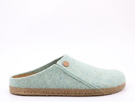 FARAH SHORT NL 2682 ZERMATT STANDAR:LAINE/VERT//NON DOUBLE/GOMME