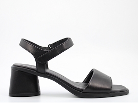 1126184 KIAS K201501:CUIR/NOIR//TEXTILE/GOMME